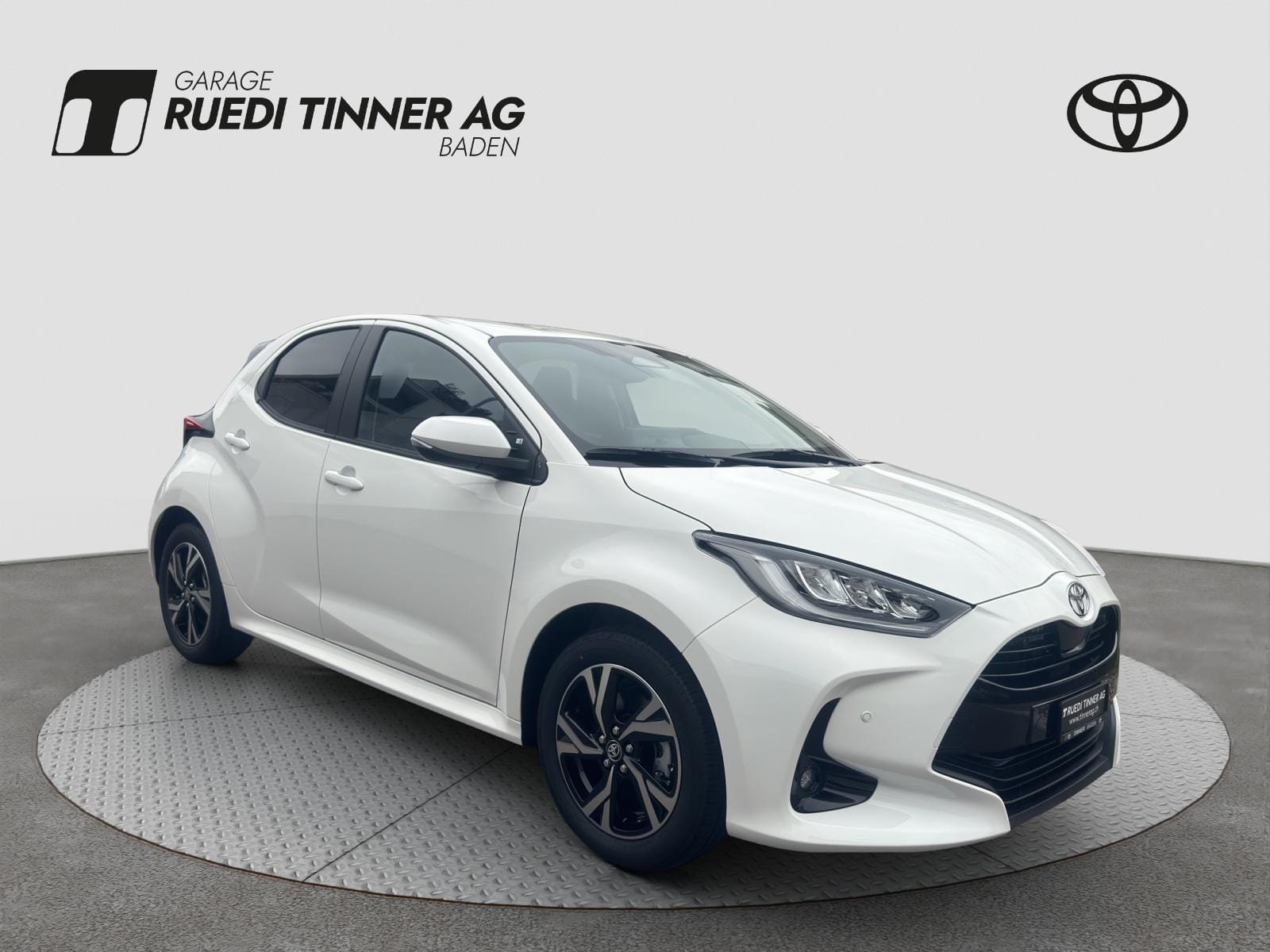 Toyota Yaris 1.5 VVT-i HSD Trend, Bild 3