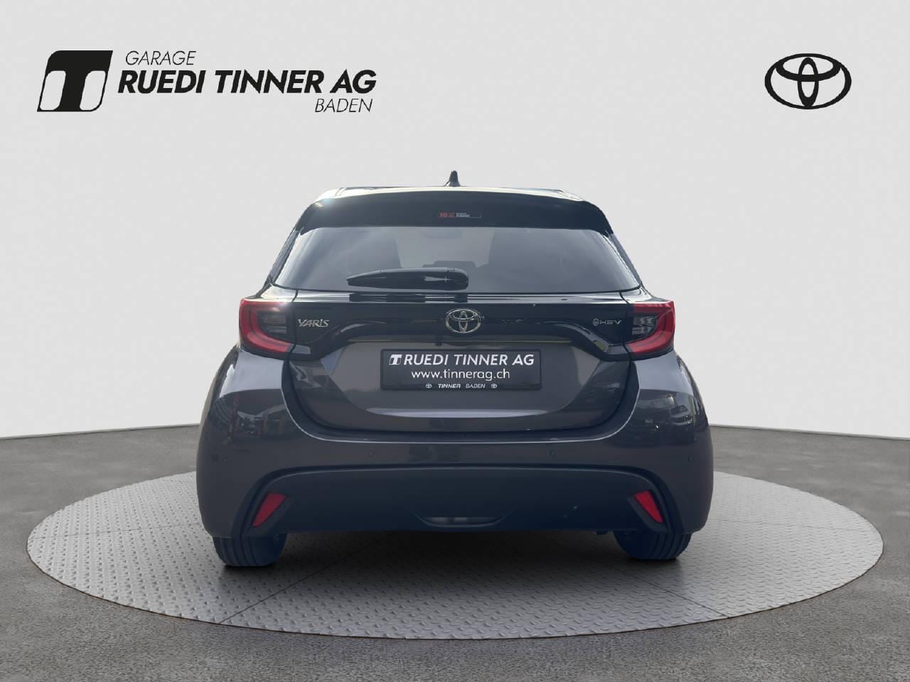 Toyota Yaris 1.5 VVT-i HSD Trend, Bild 6