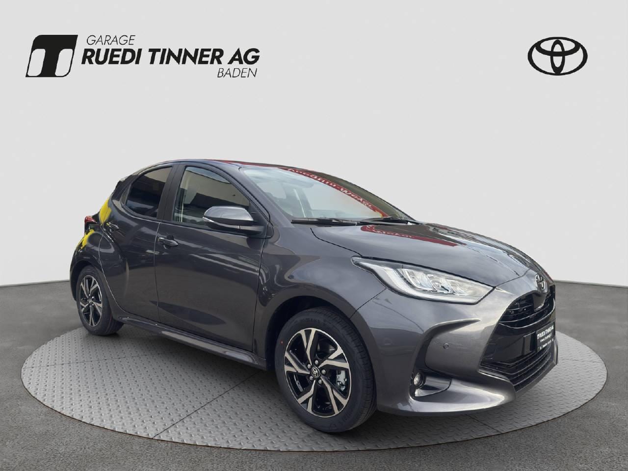 Toyota Yaris 1.5 VVT-i HSD Trend, Bild 3