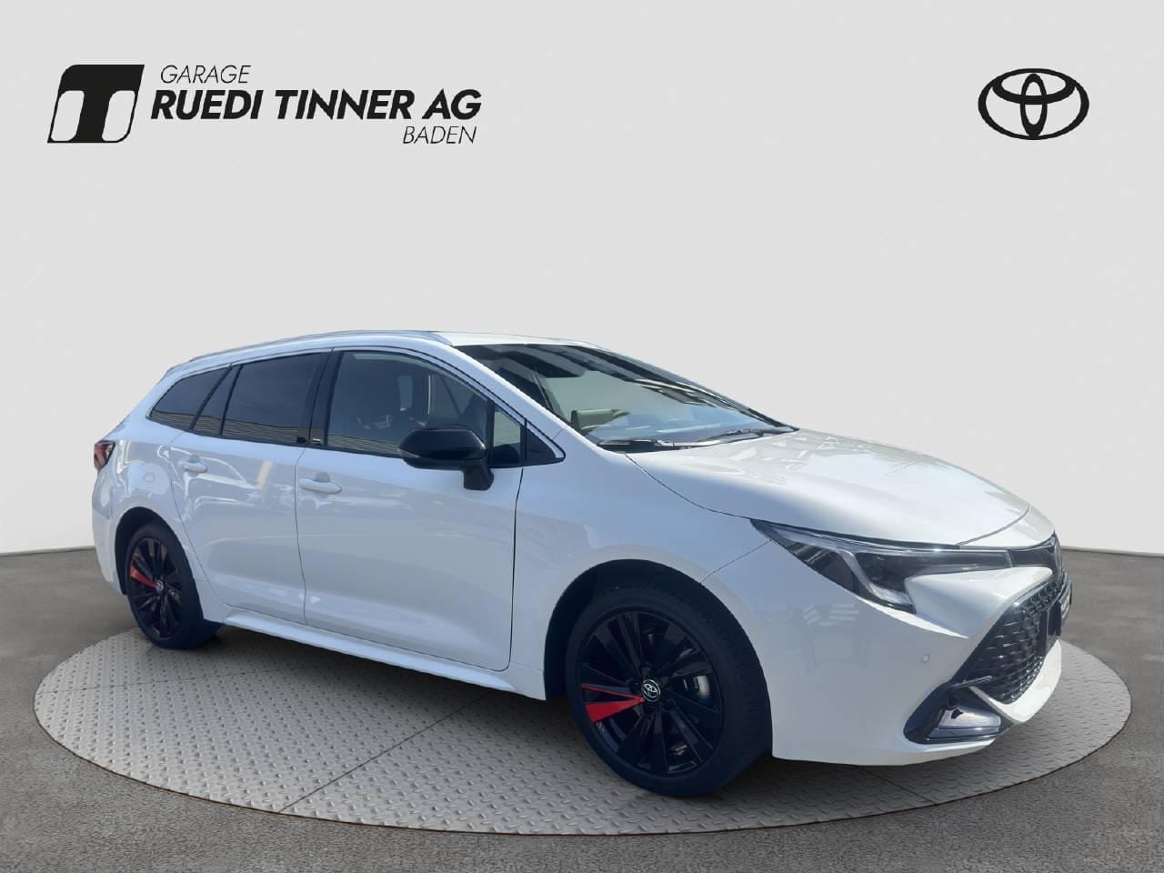 Toyota Corolla Touring Sports 2.0 HSD Swiss Edition, Bild 3