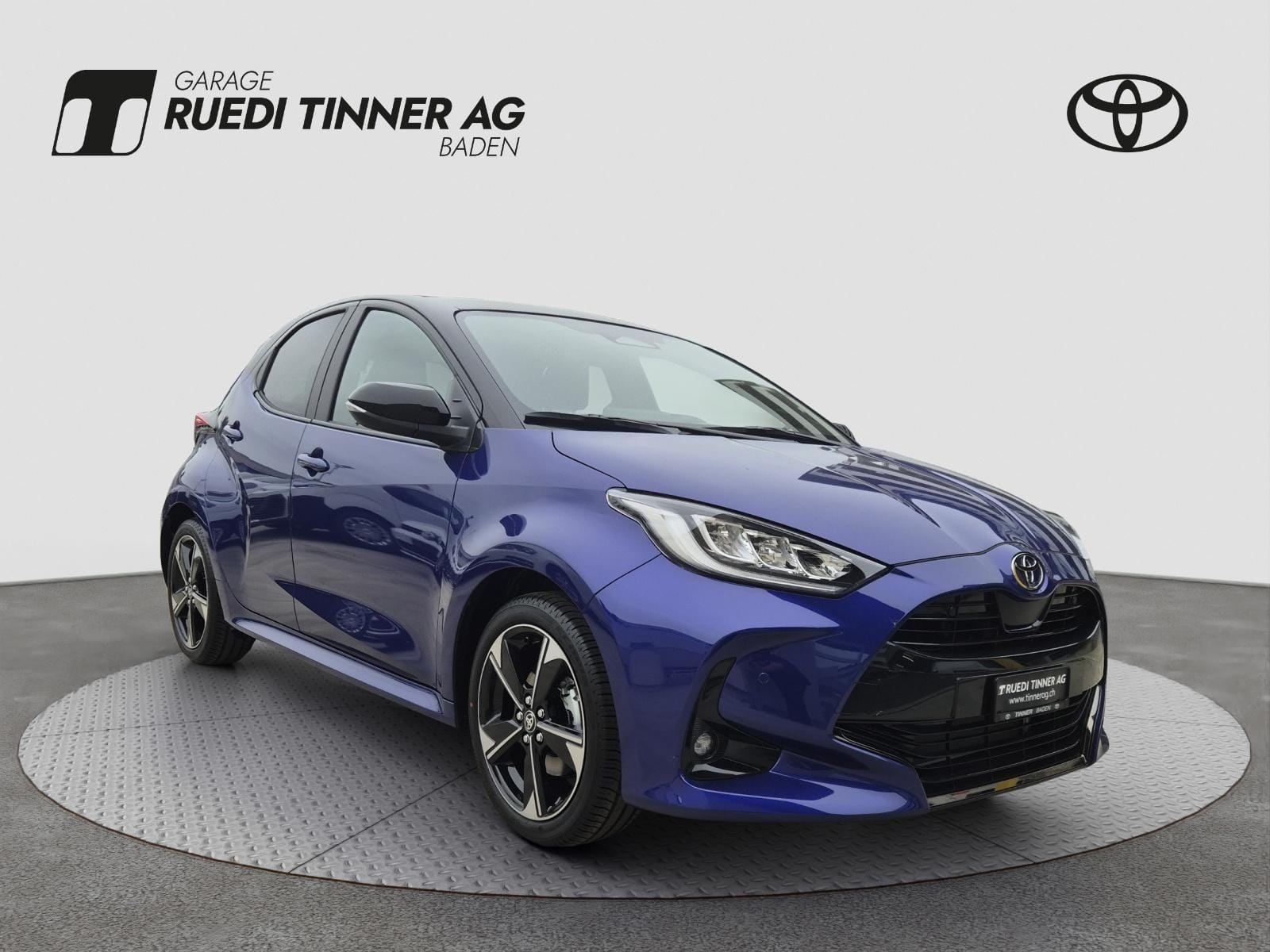 Toyota Yaris 1.5 VVT-i HSD Premium, Bild 3